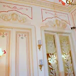 Hotel Royal 2*