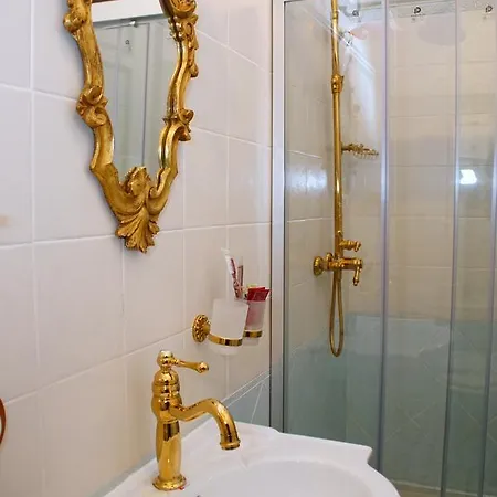 Hotel Royal 2*